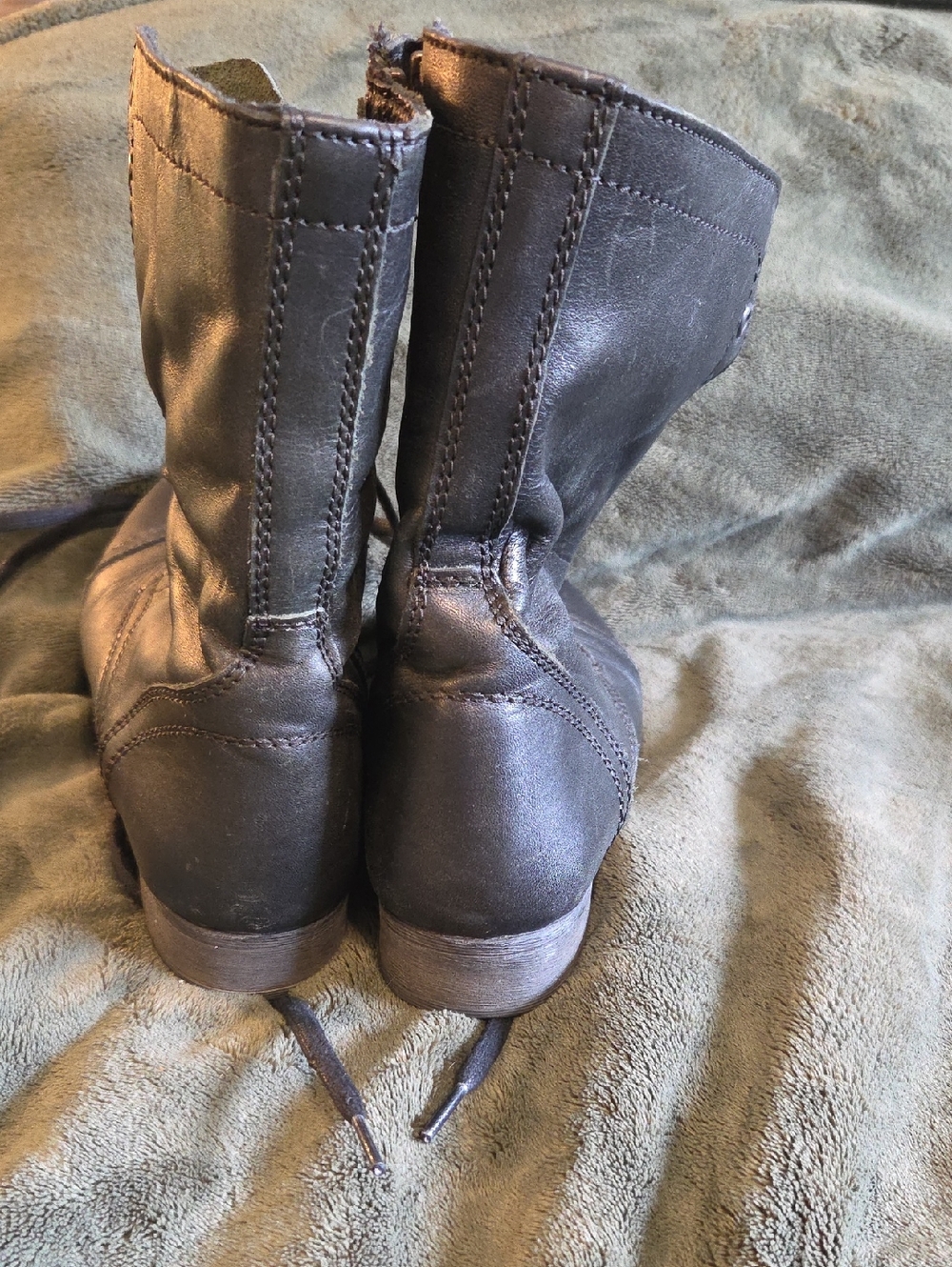 Steve Madden Troopa Black Leather Lace-Up Combat Boots - Picture 5 of 6